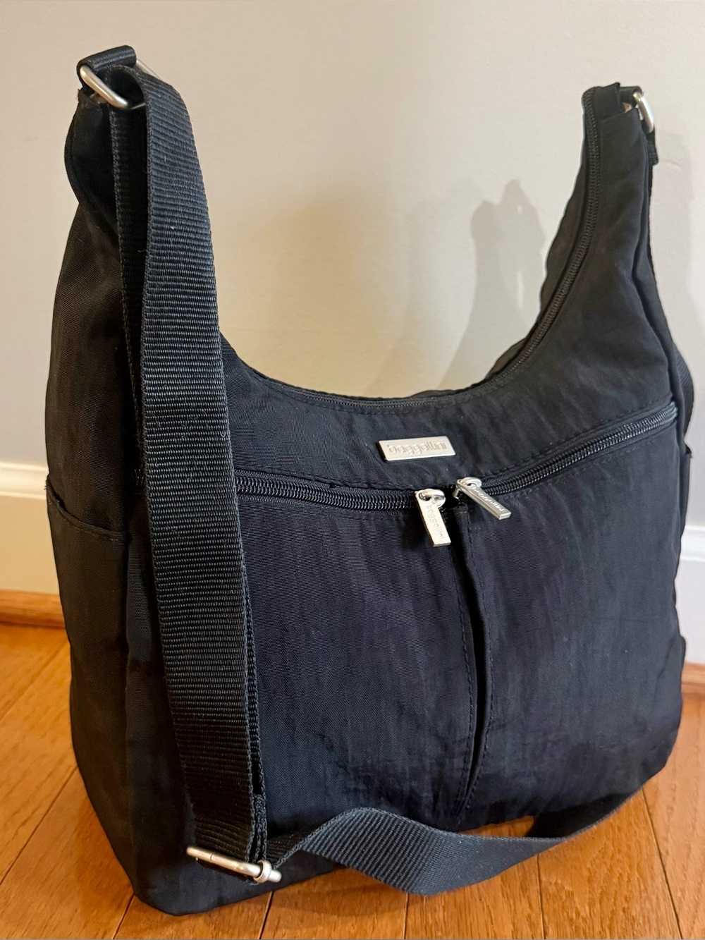 Baggallini Cargo Bagg Hobo Purse Bag Nylon Crossbody Shoulder Travel Purse Black